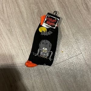 NWT MENS FRIGHT NIGHT HALLOWEEN TALL SOCKS